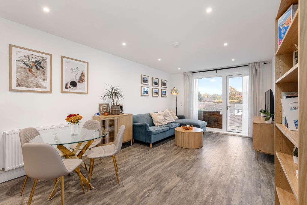 Property photo 3 of 17 094A0015