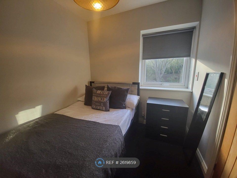 Property photo 1 of 4 Room 5 - Double En-Suite -Available