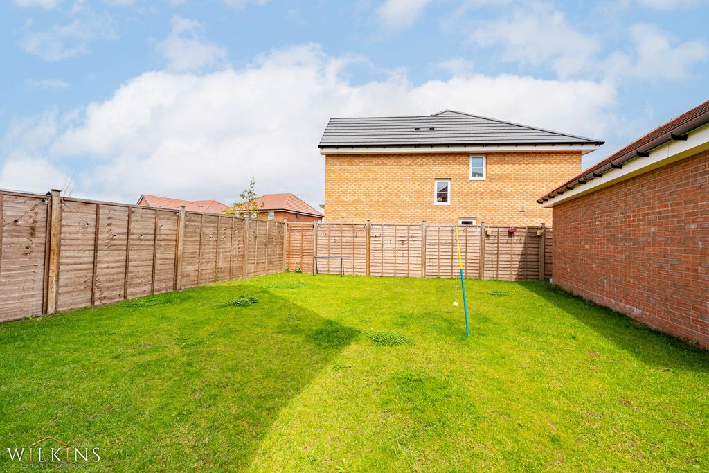 Additional image 21 of 4 bed detached house for saleHedley Close, Tamworth, Staffordshire B78