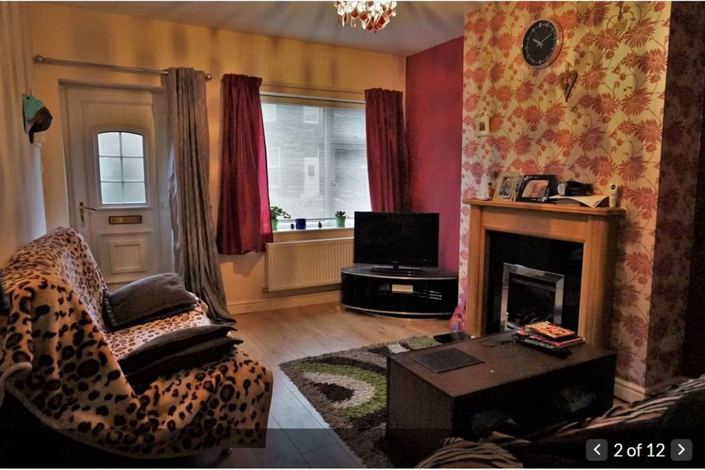 Property photo 2 of 12