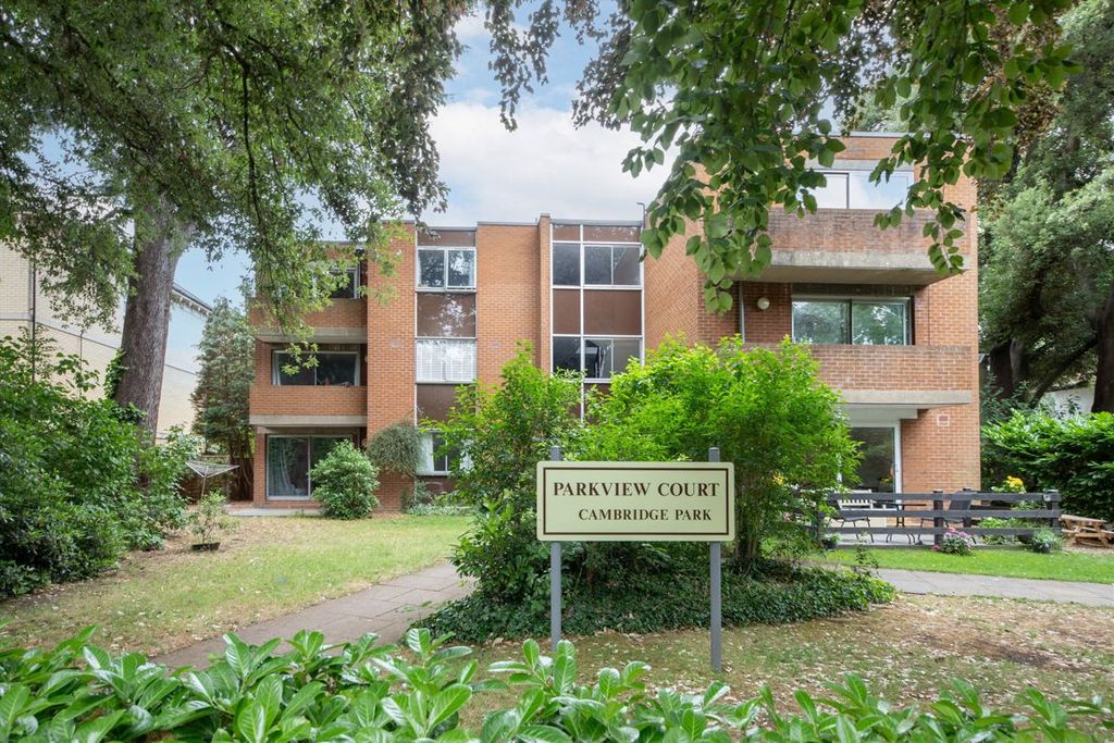 Property photo 1 of 5