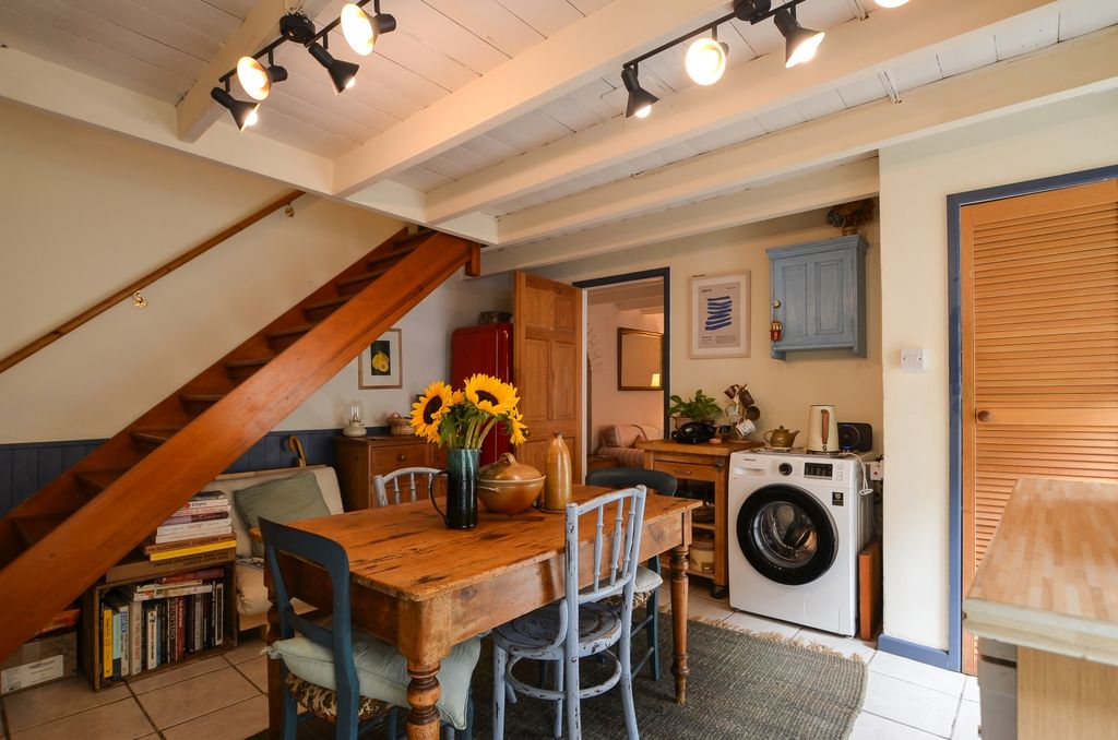 Property photo 2 of 13 4 Church Lane - 01208 872728-09