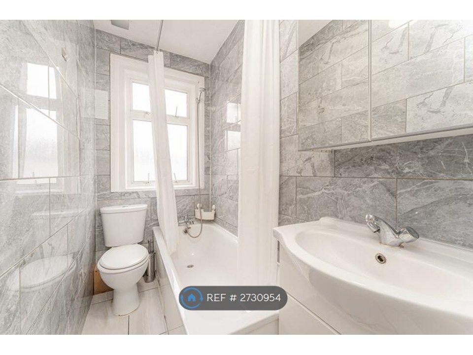 Property photo 1 of 4