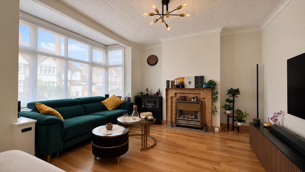 Property photo 1 of 19 Living Room 1