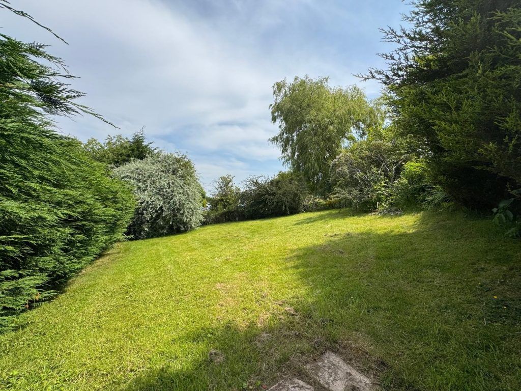 Property photo 2 of 22