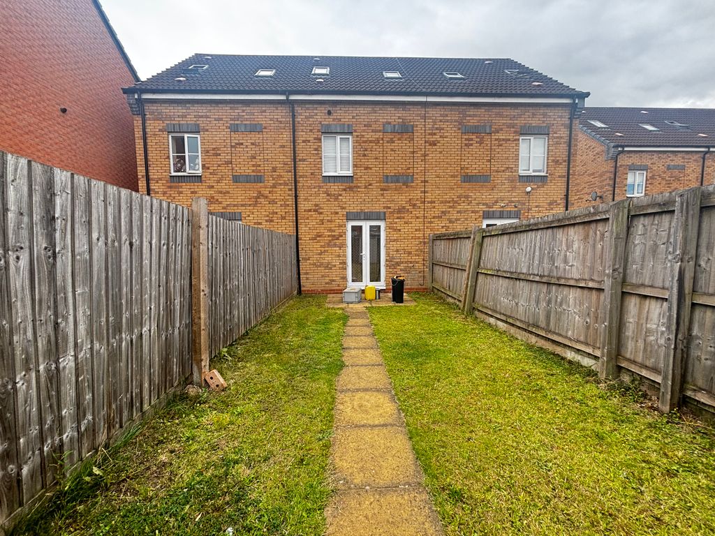 Property photo 2 of 10