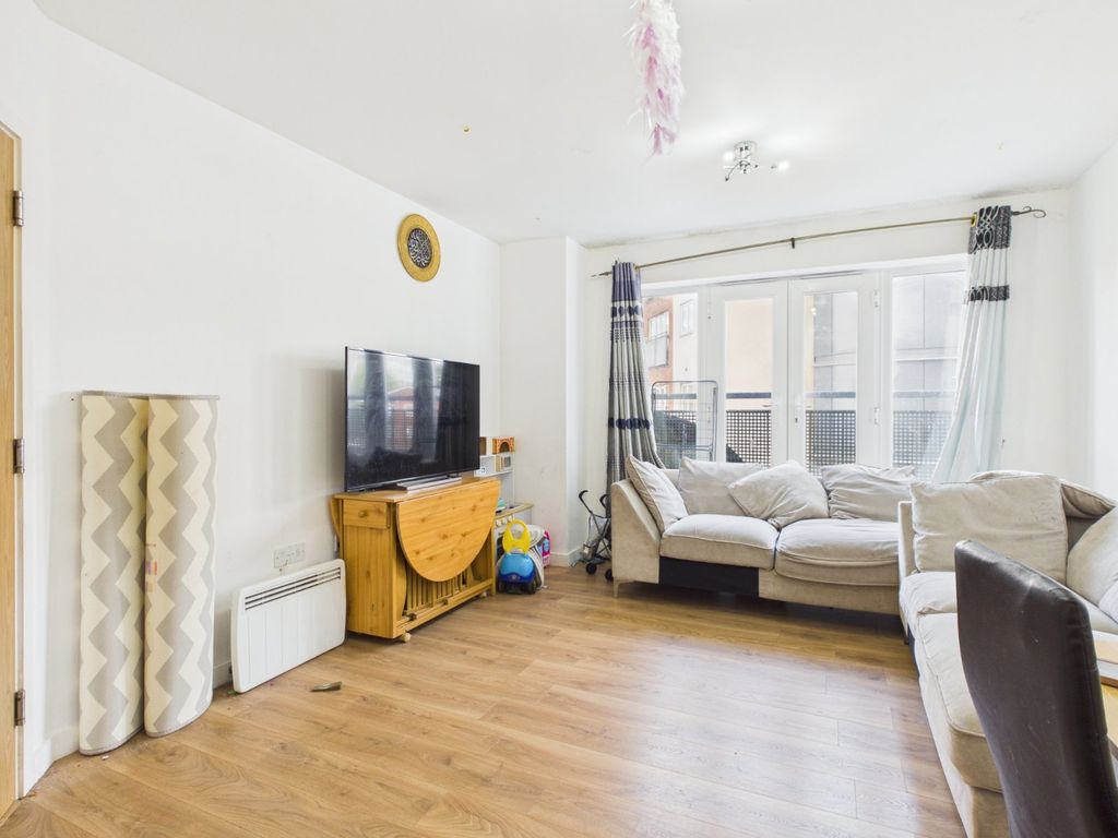 Property photo 2 of 8 Living/Dining Room