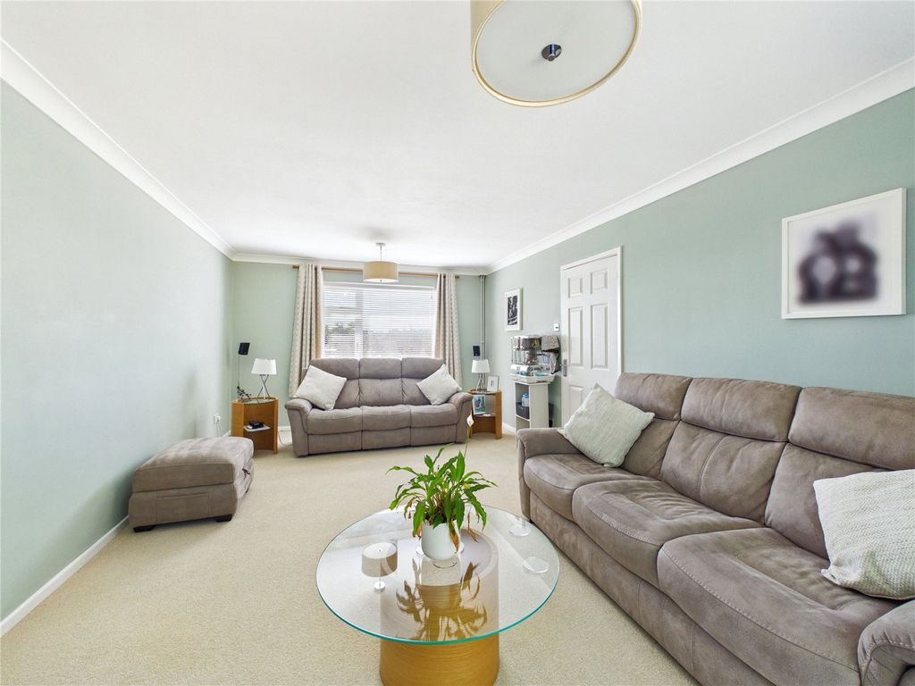 Property photo 2 of 12 Picture No. 02