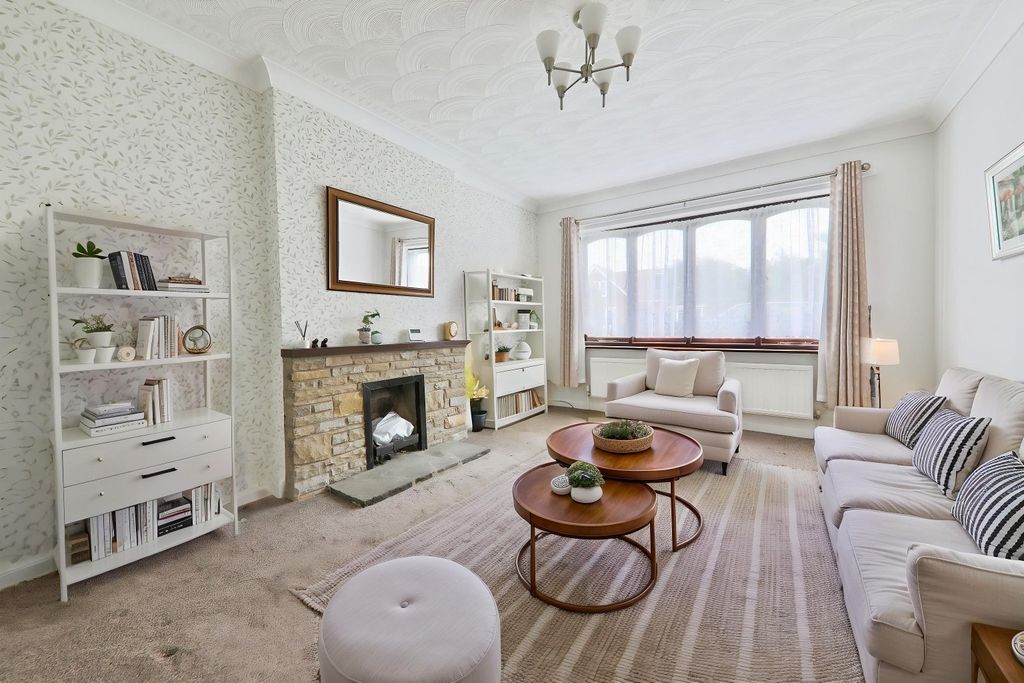 Property photo 2 of 27 5108663