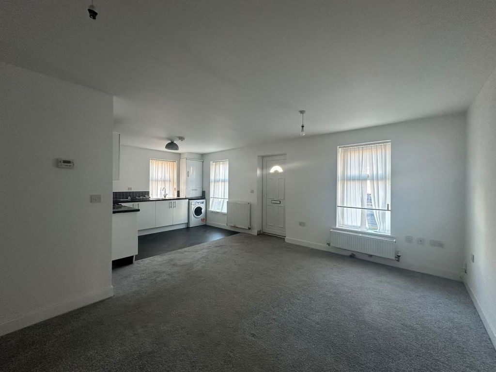 Property photo 2 of 10 Image 2