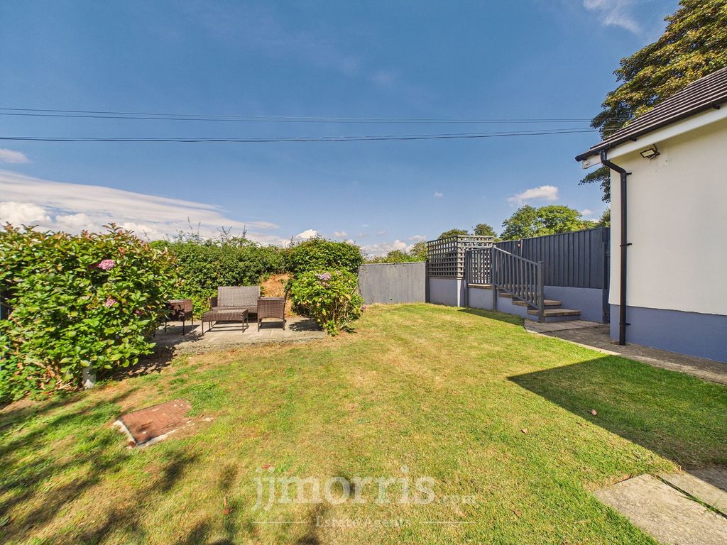 Property photo 3 of 29