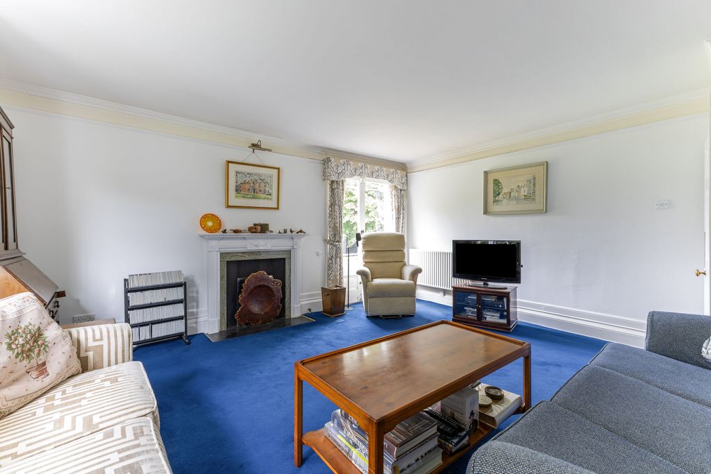 Property photo 3 of 20