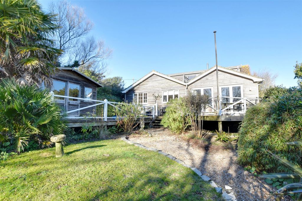 Property photo 1 of 29