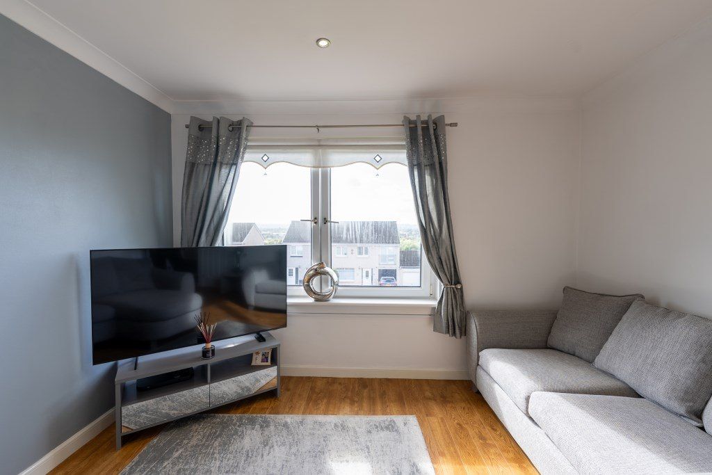 Property photo 3 of 14 3