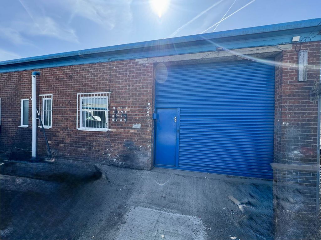 Property photo 1 of 6