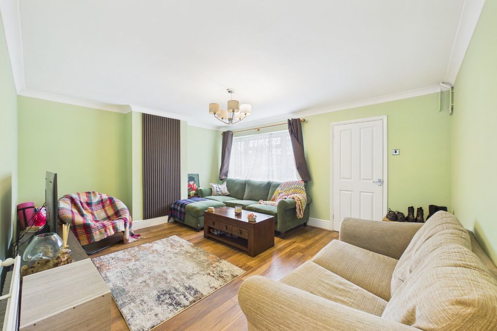 Property photo 2 of 11 Picture No. 06