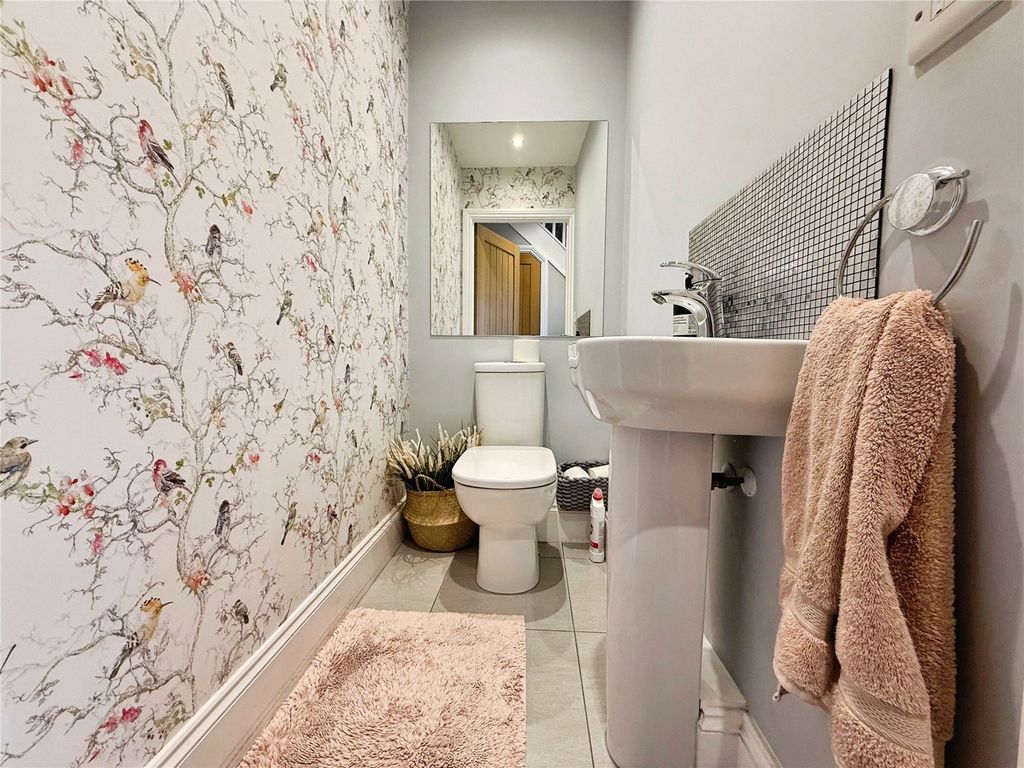 Property photo 3 of 26 Wc