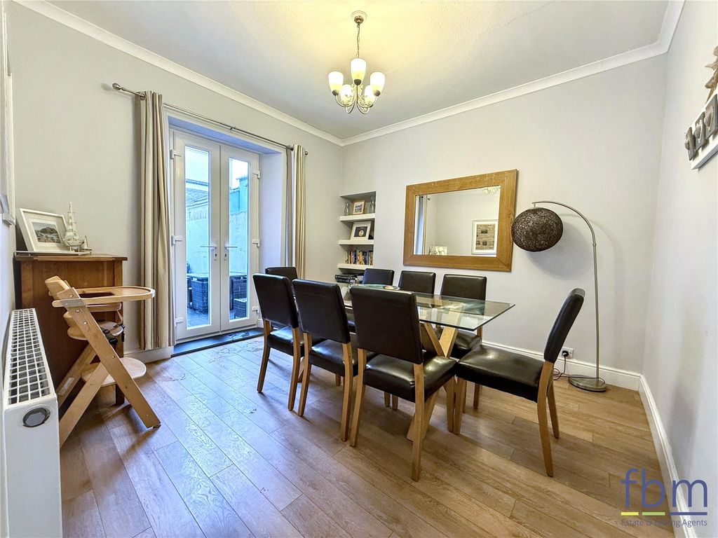 Property photo 3 of 17 Picture No. 07