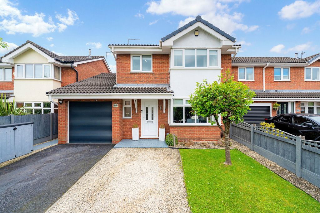 Property photo 1 of 31