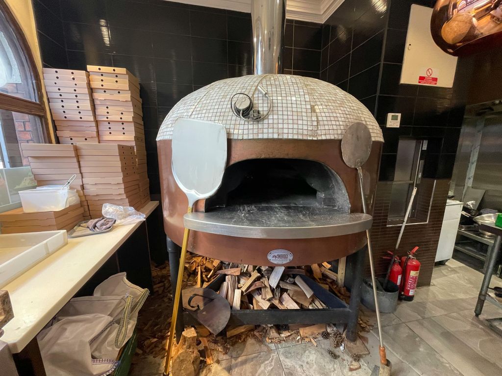 Property photo 3 of 7 16 27 59.Jpg