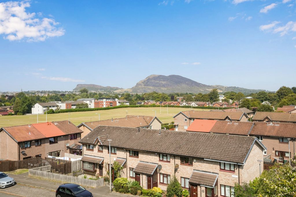 Property photo 2 of 16 Property Image 2