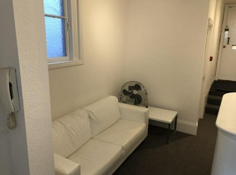 Property photo 1 of 3