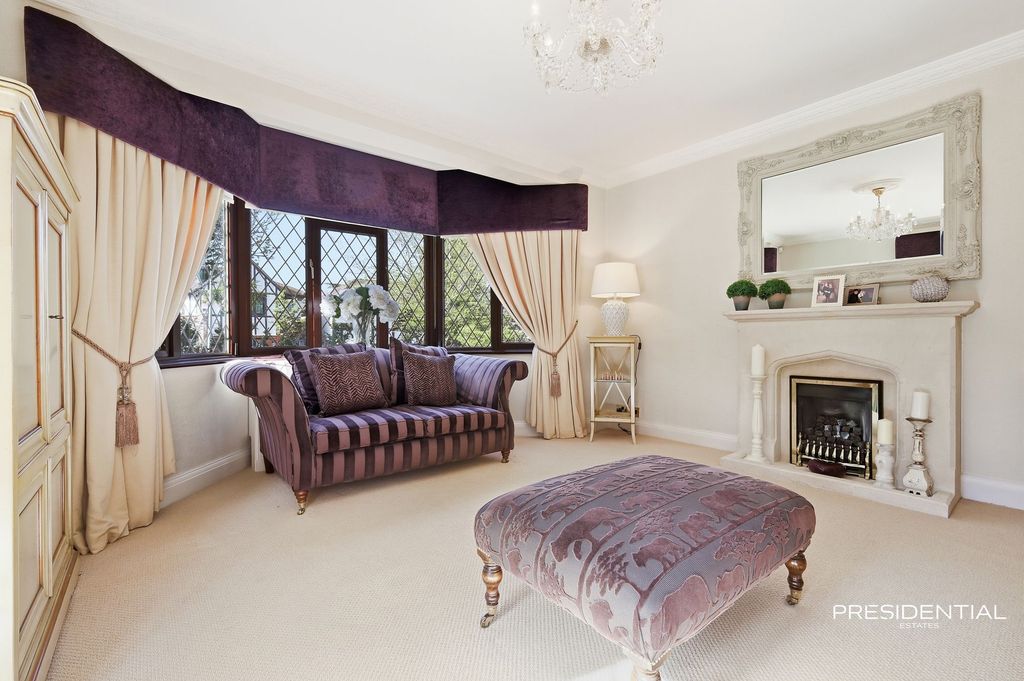 Property photo 3 of 53