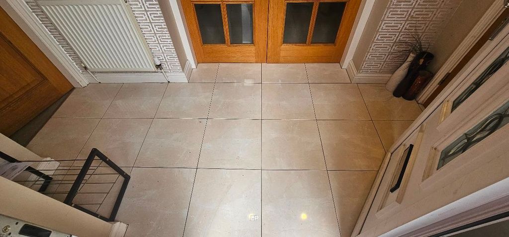 Property photo 2 of 42