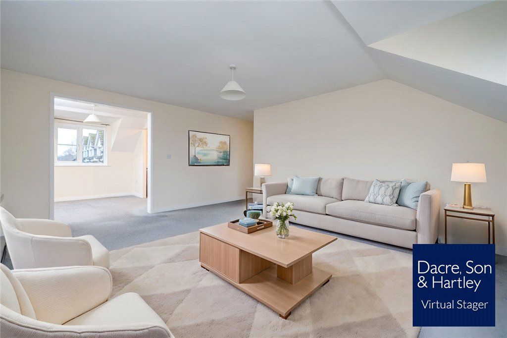 Property photo 2 of 18 Staged Furnishing