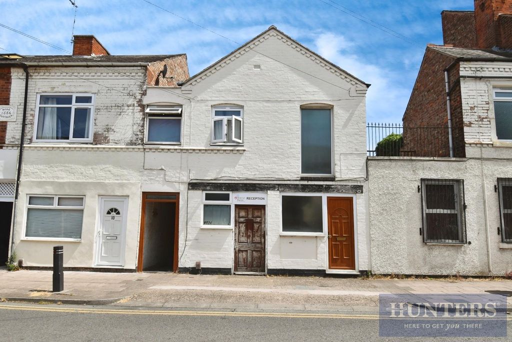 Property photo 3 of 5 Staion Street