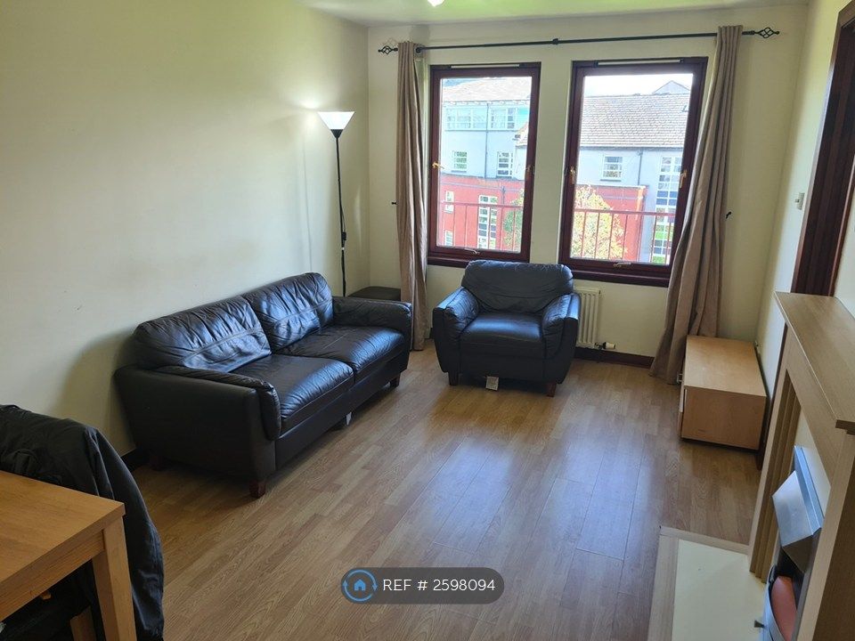 Property photo 1 of 11 Lounge/Dinning Room
