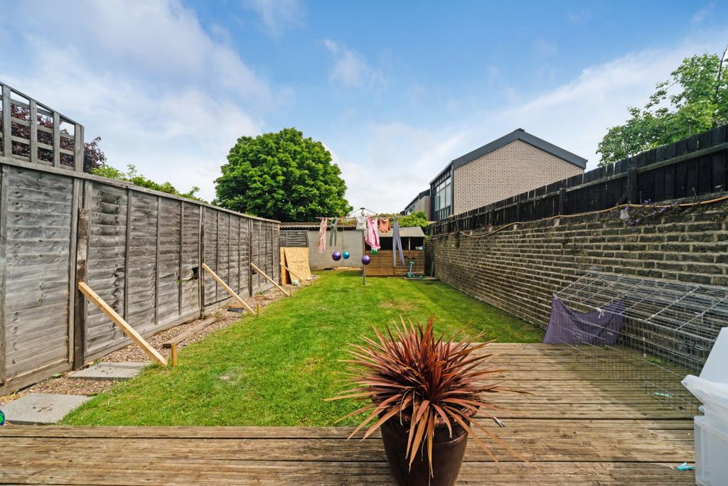 Property photo 2 of 10 Picture No. 11