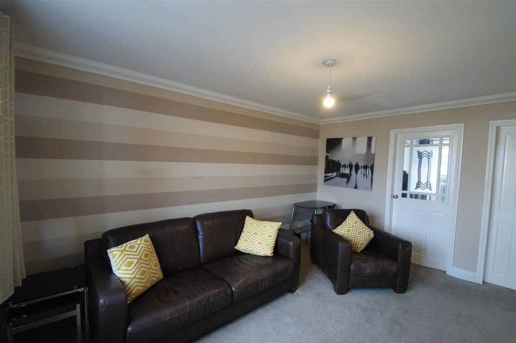 Property photo 2 of 12 Reception Room