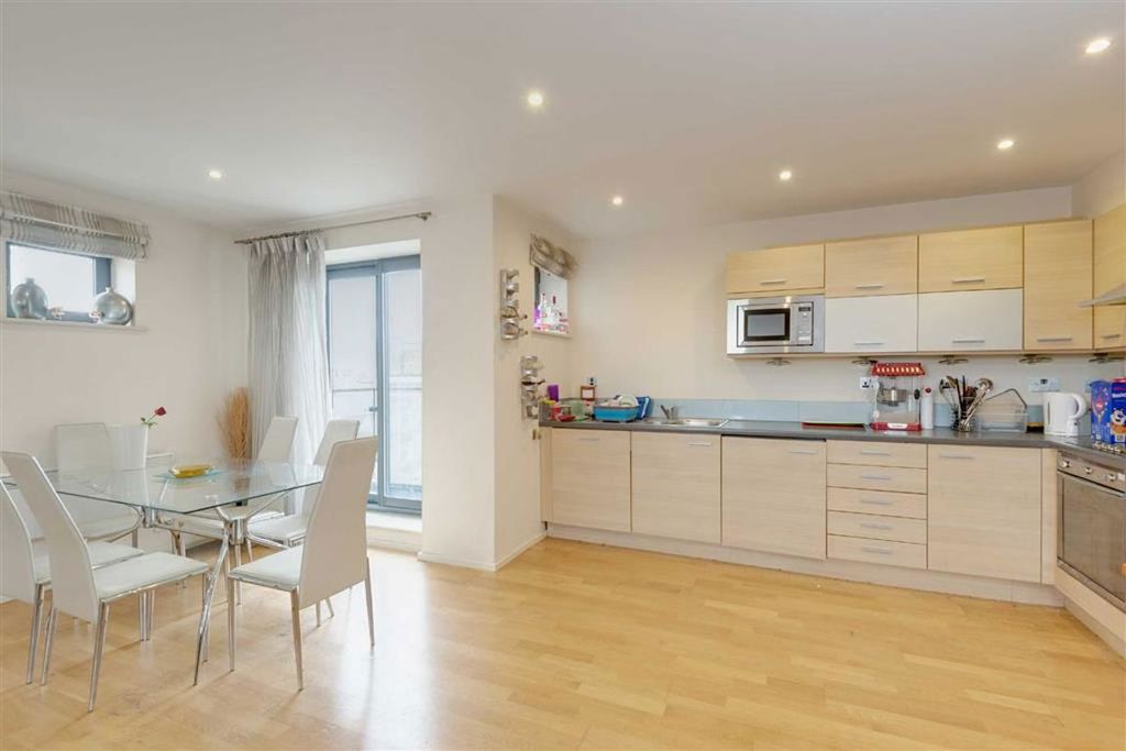 Property photo 3 of 7