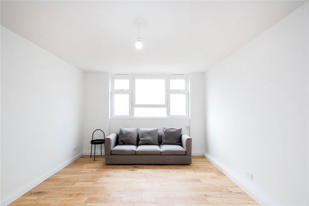 Property photo 3 of 12 Picture No. 06