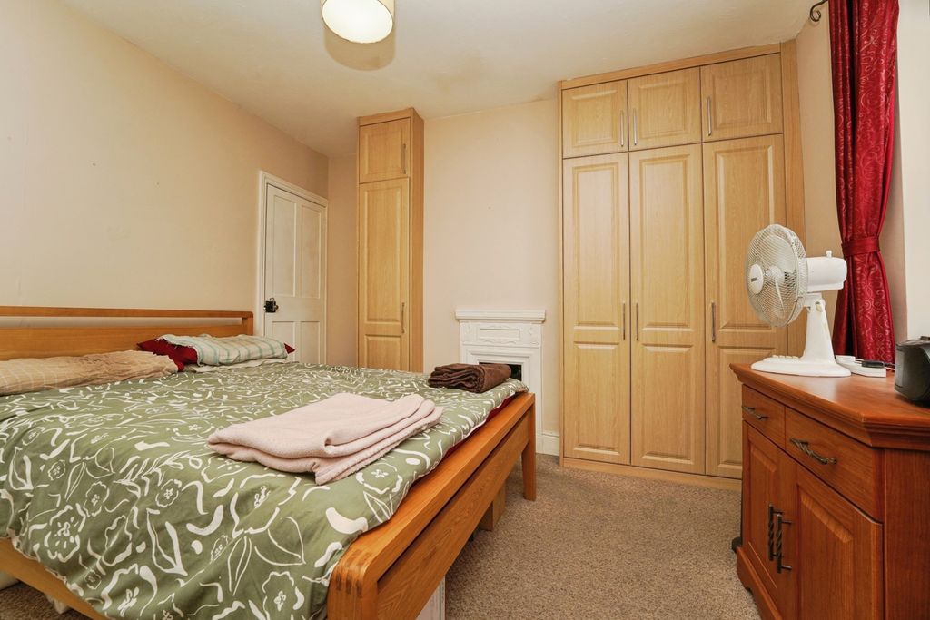 Property photo 3 of 10 Pbox-Img.Jpg
