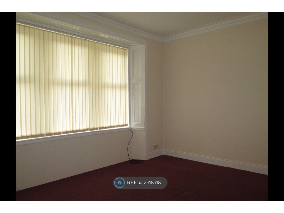 Property photo 2 of 6 Lounge