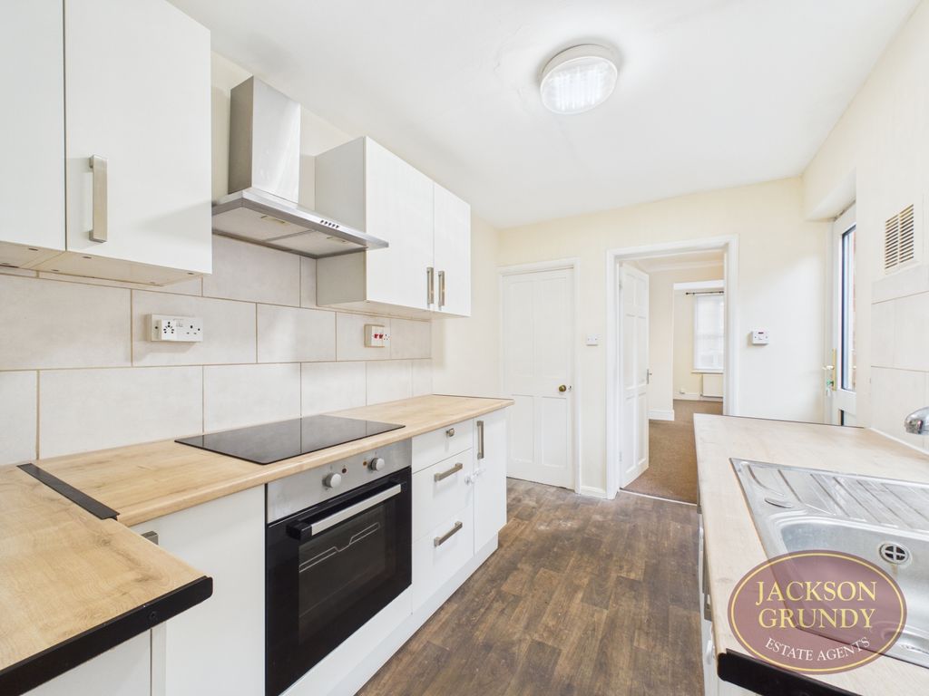 Property photo 2 of 15 Cloutsham Street