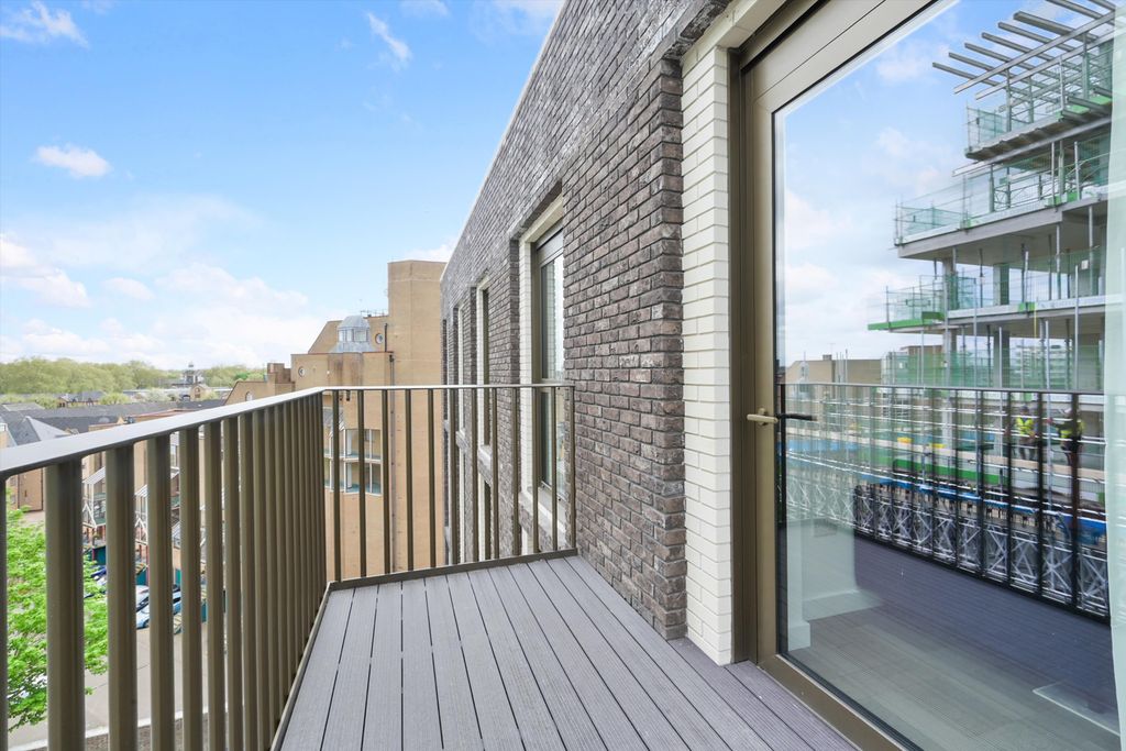 Property photo 3 of 10 Image