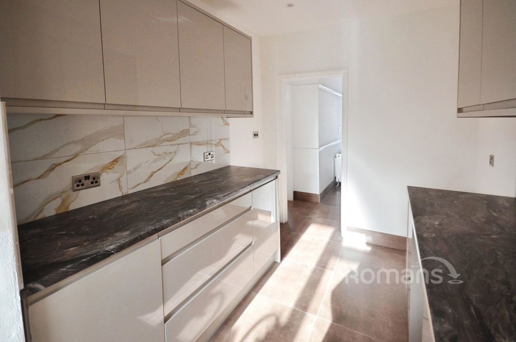 Property photo 2 of 17 Pbox-Img.Jpg