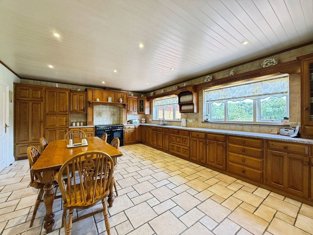 Property photo 2 of 38