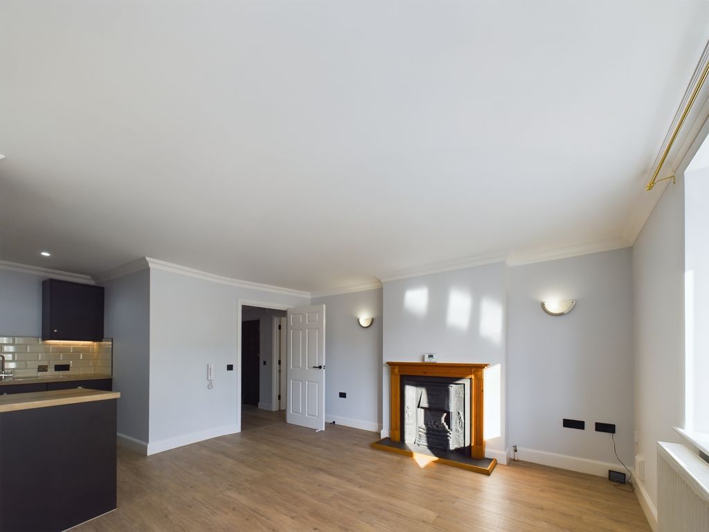 Property photo 2 of 8 Photo 1