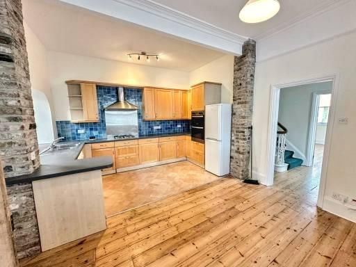 Property photo 3 of 12 Whatsapp Image 20260114 At 133918Kitchen (1).Jpg