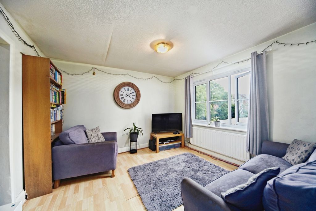 Property photo 2 of 13 Photo