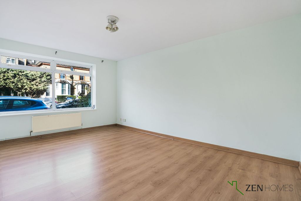 Property photo 3 of 15