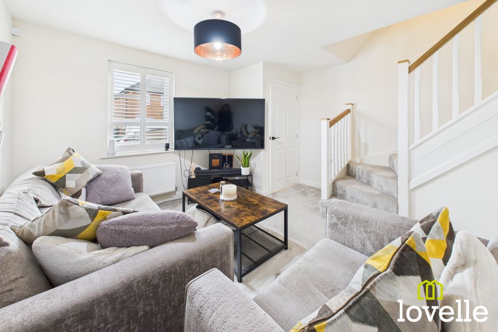 Property photo 3 of 19