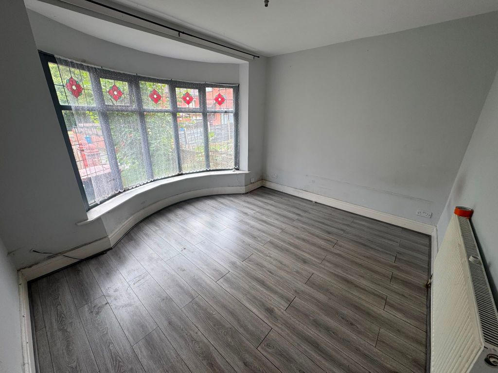 Property photo 2 of 12 Living Room 1