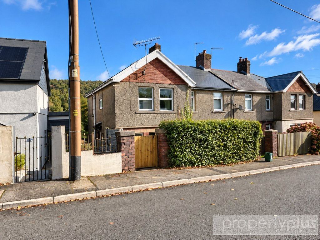 Property photo 1 of 8 Picture No. 05