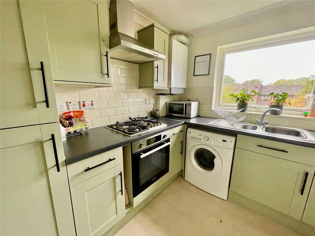 Property photo 2 of 10 Picture No. 22