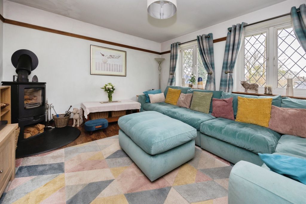 Property photo 2 of 19